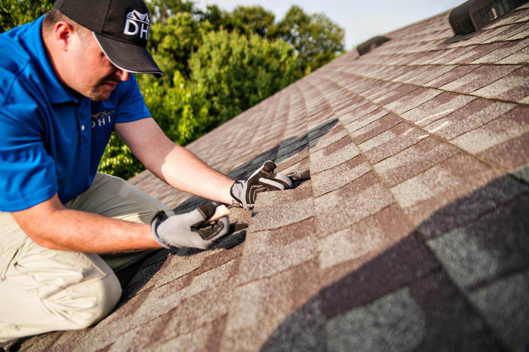 Roofing Sales Job. Creating Remarkable Experiences. Apply Today!